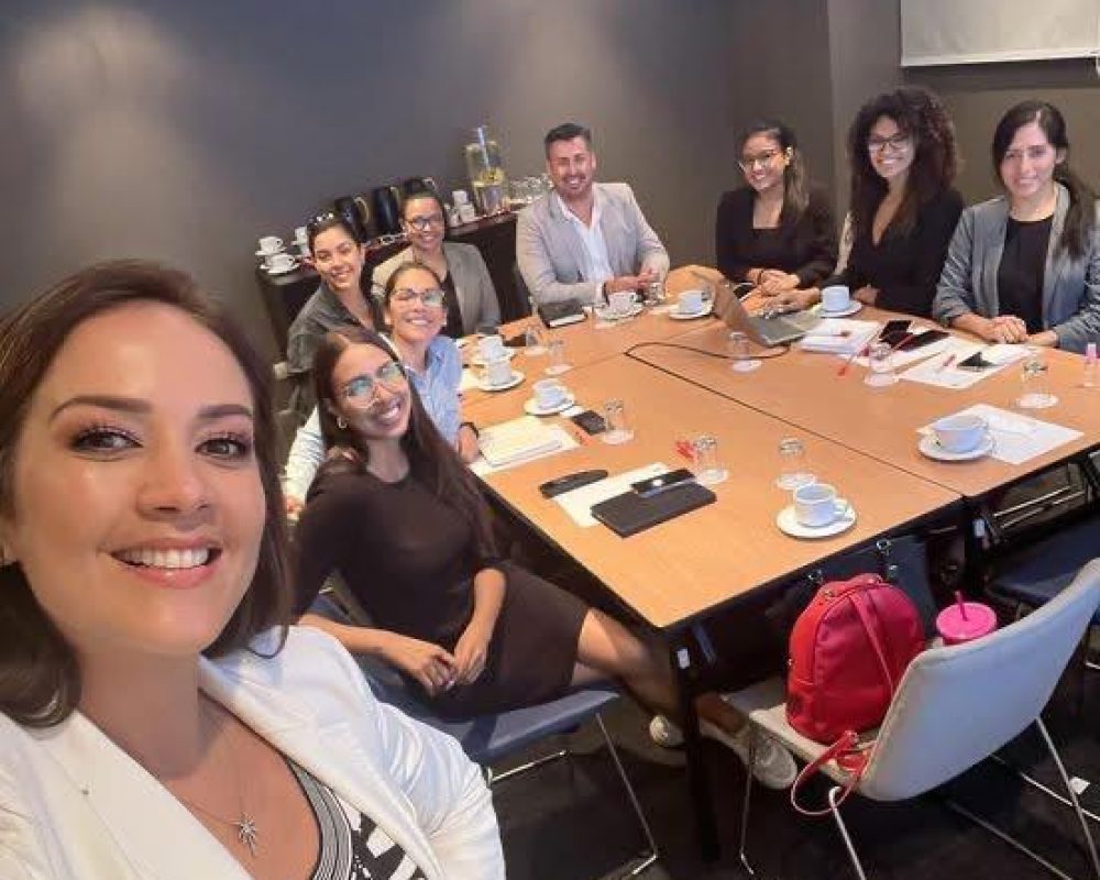 Maria’s Investor Mentorship Program: Learn to Trade With Confidence